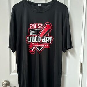 Men’s Large Sports Tek woodbat t shirt